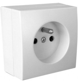 Prise ZENITECH 2P+T 16A...