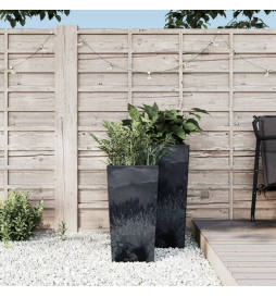 Jardinière et intérieur...