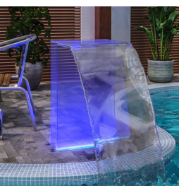 Fontaine de piscine avec...