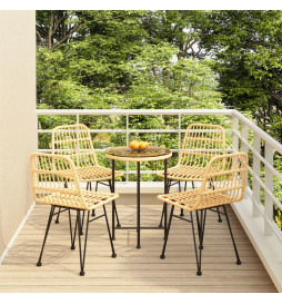 Ensemble à dîner de jardin...