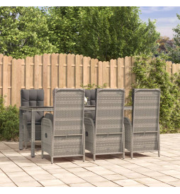 Mobilier à dîner de jardin...