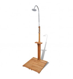 Douche de jardin en bois