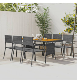 Mobilier à dîner...