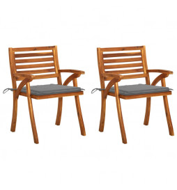 Chaises à dîner de jardin...