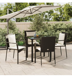 Mobilier à dîner de jardin...