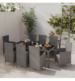Mobilier à dîner de jardin...