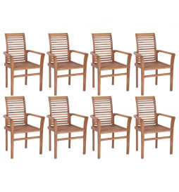 Chaises empilables à manger...