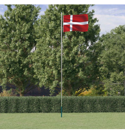Drapeau du Danemark et mât...