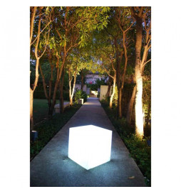 Cube lumineux tabouret...